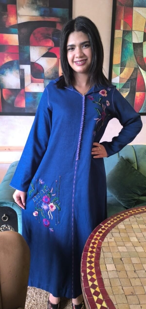 Très belle jellaba marocaine traditionnelle fait main handmade