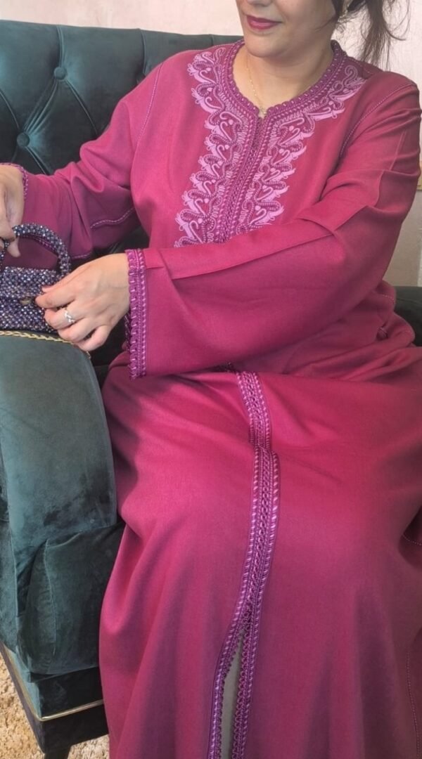 Une jellaba marocaine traditionnelle fait main handmade – Image 9