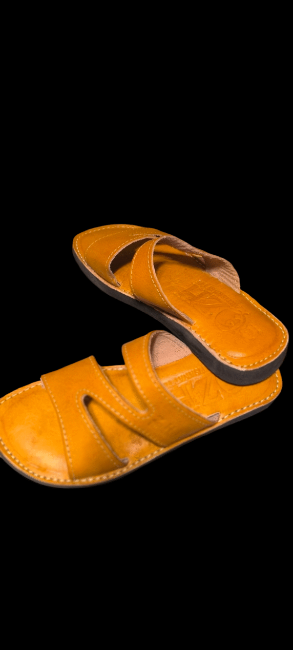 Sandales artisanales authentiques beige