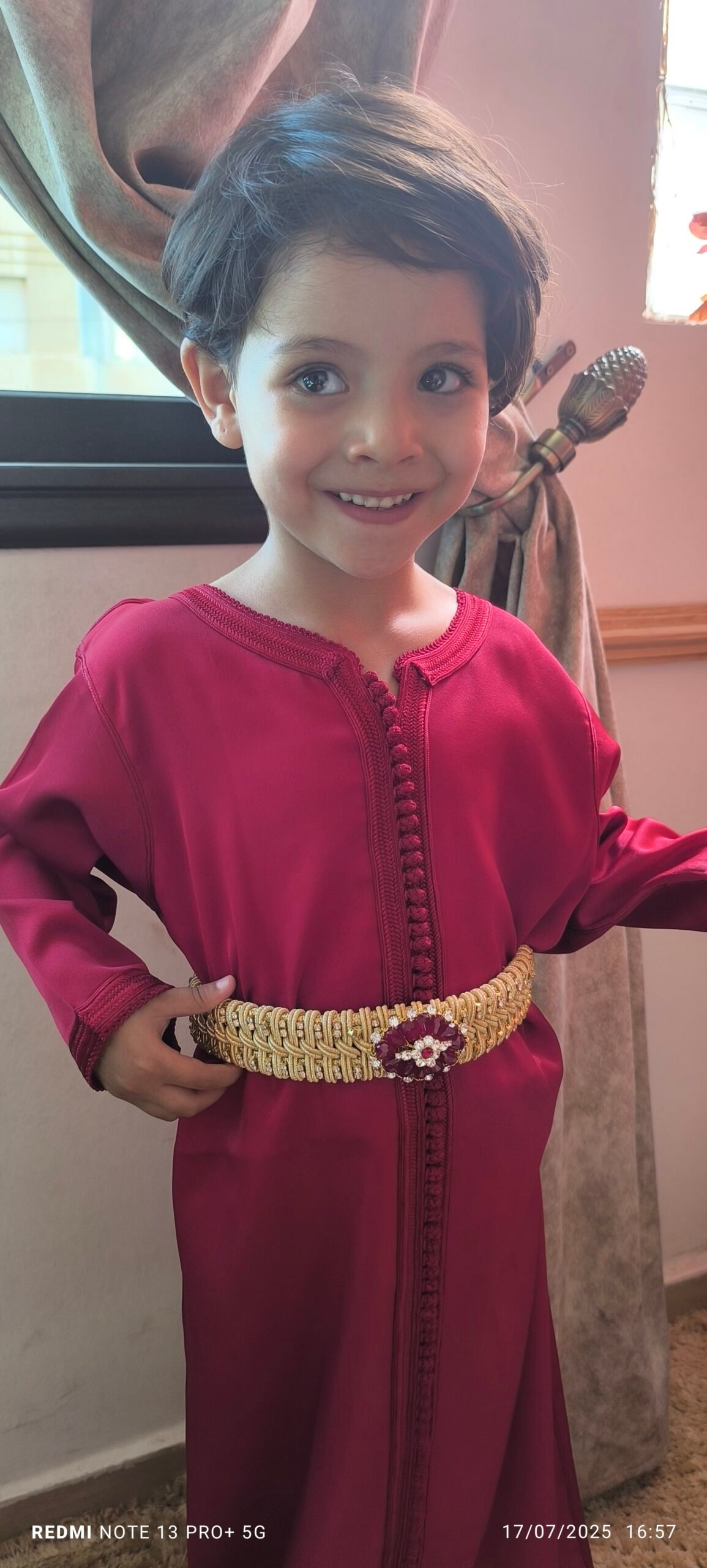 caftan marocain fait main pour fillette