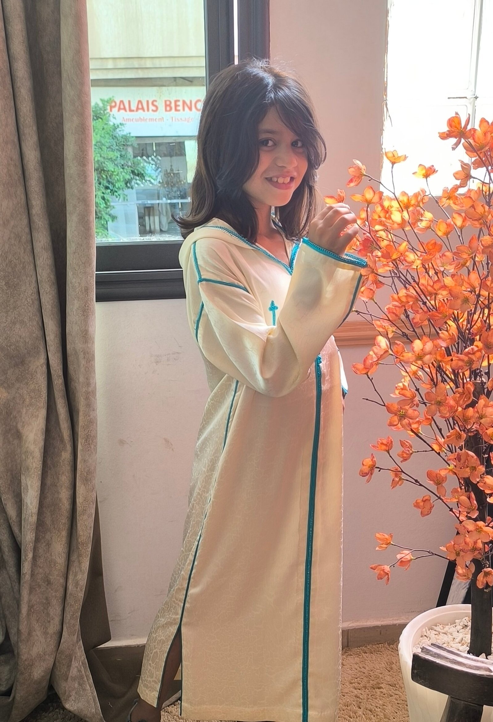 superbe djellaba pour fillette fait à la main – Image 2