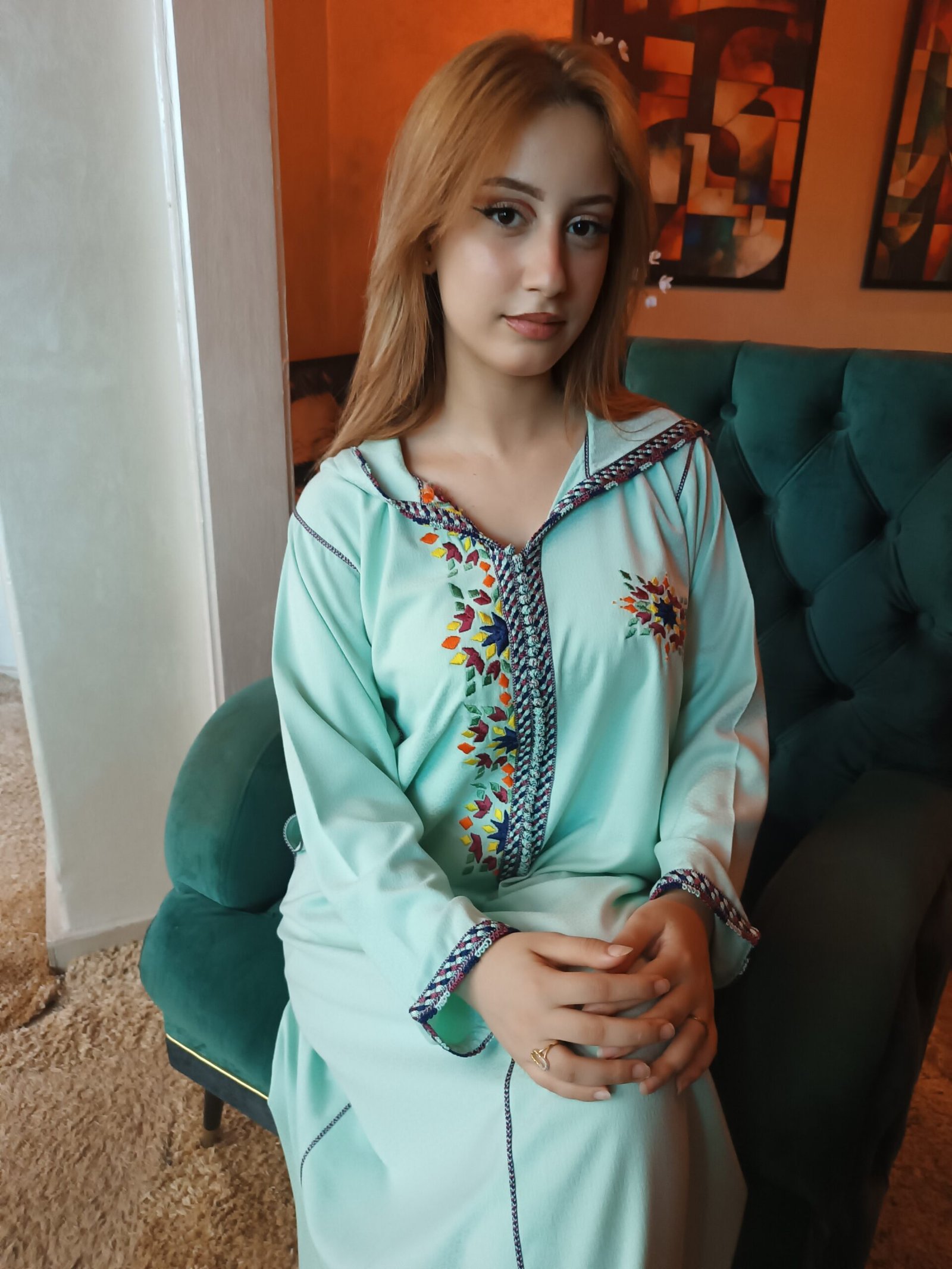 Très belle jellaba marocaine traditionnelle – Image 2