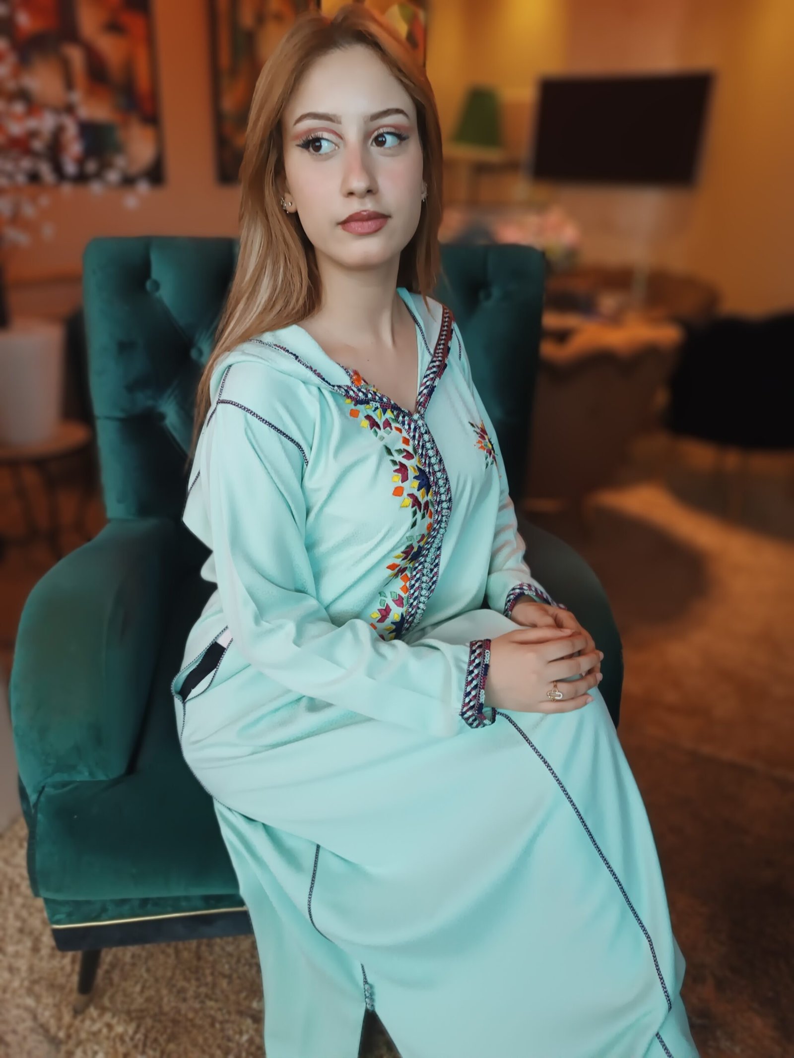 Très belle jellaba marocaine traditionnelle – Image 3