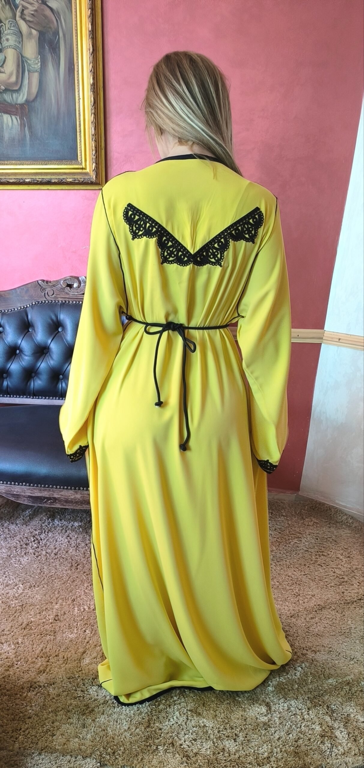 Très beau caftan marocain jaune banane – Image 8