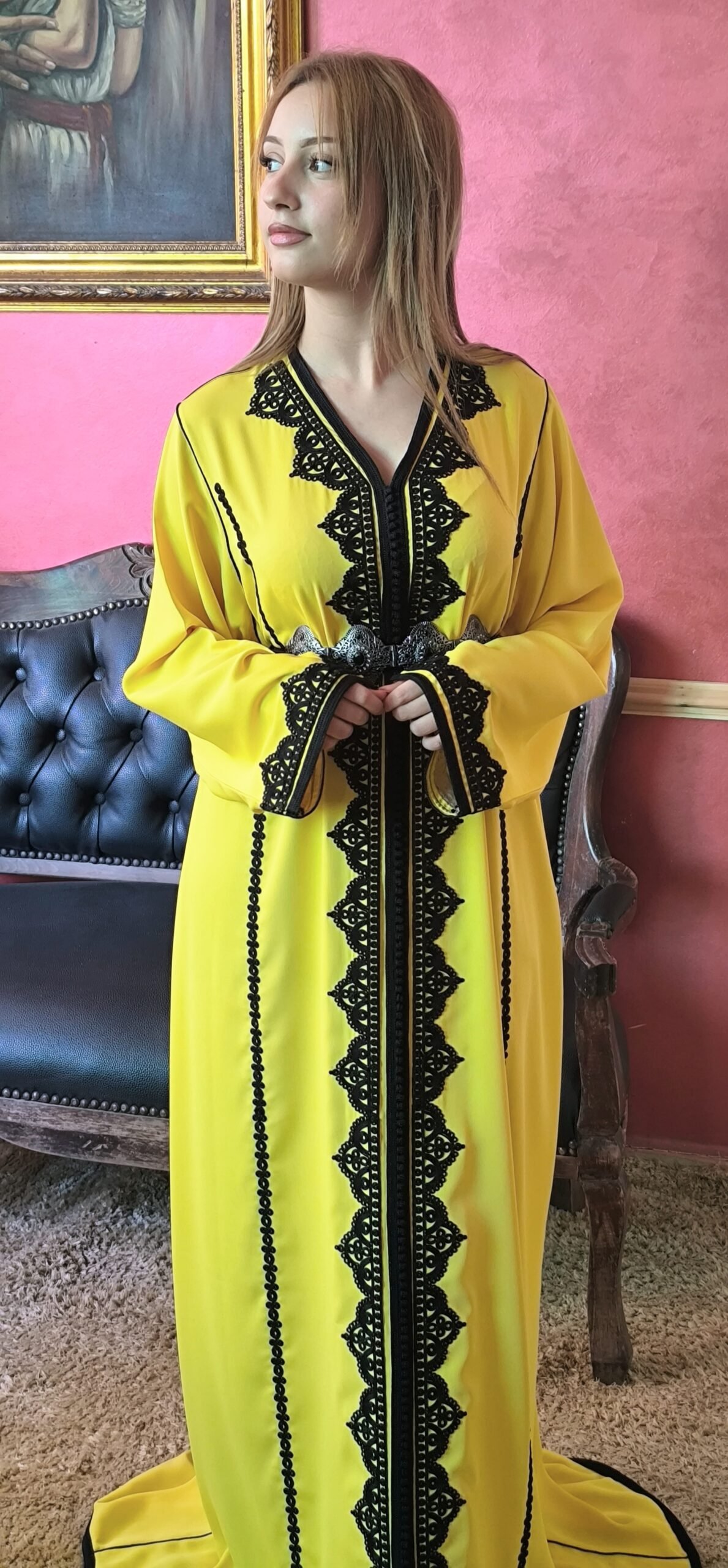 Très beau caftan marocain jaune banane – Image 3
