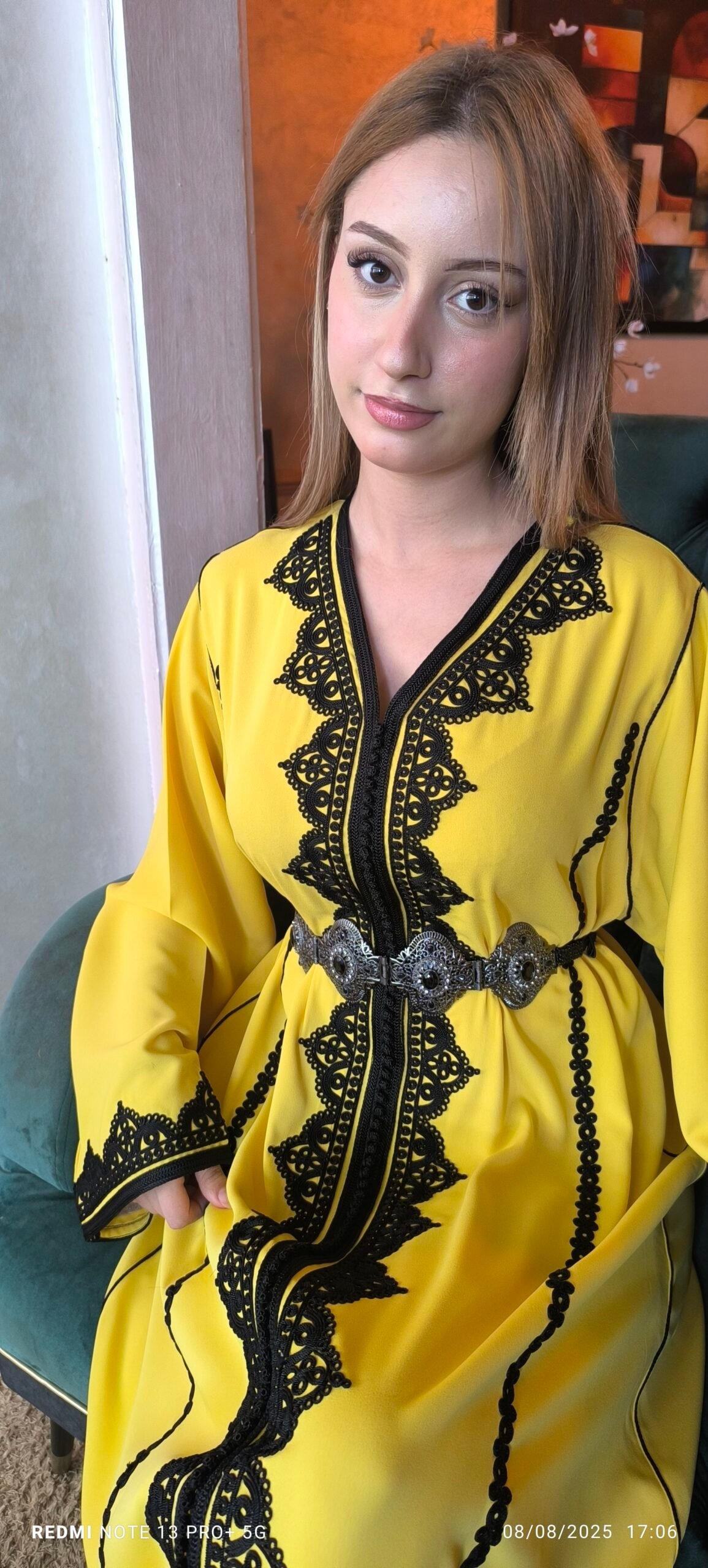 Très beau caftan marocain jaune banane – Image 10